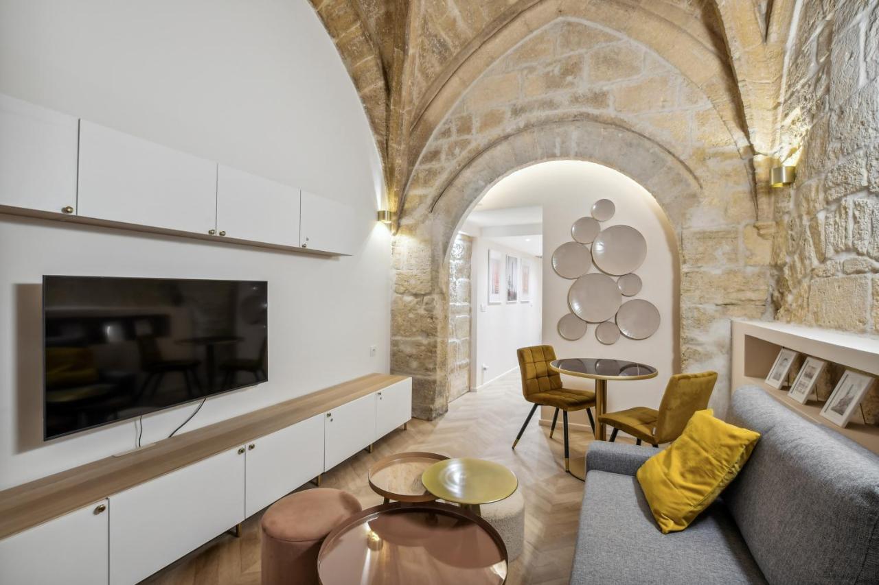 Hyper Centre Ecusson - Magnifique T1 Au Calme Apartment Montpellier Bagian luar foto